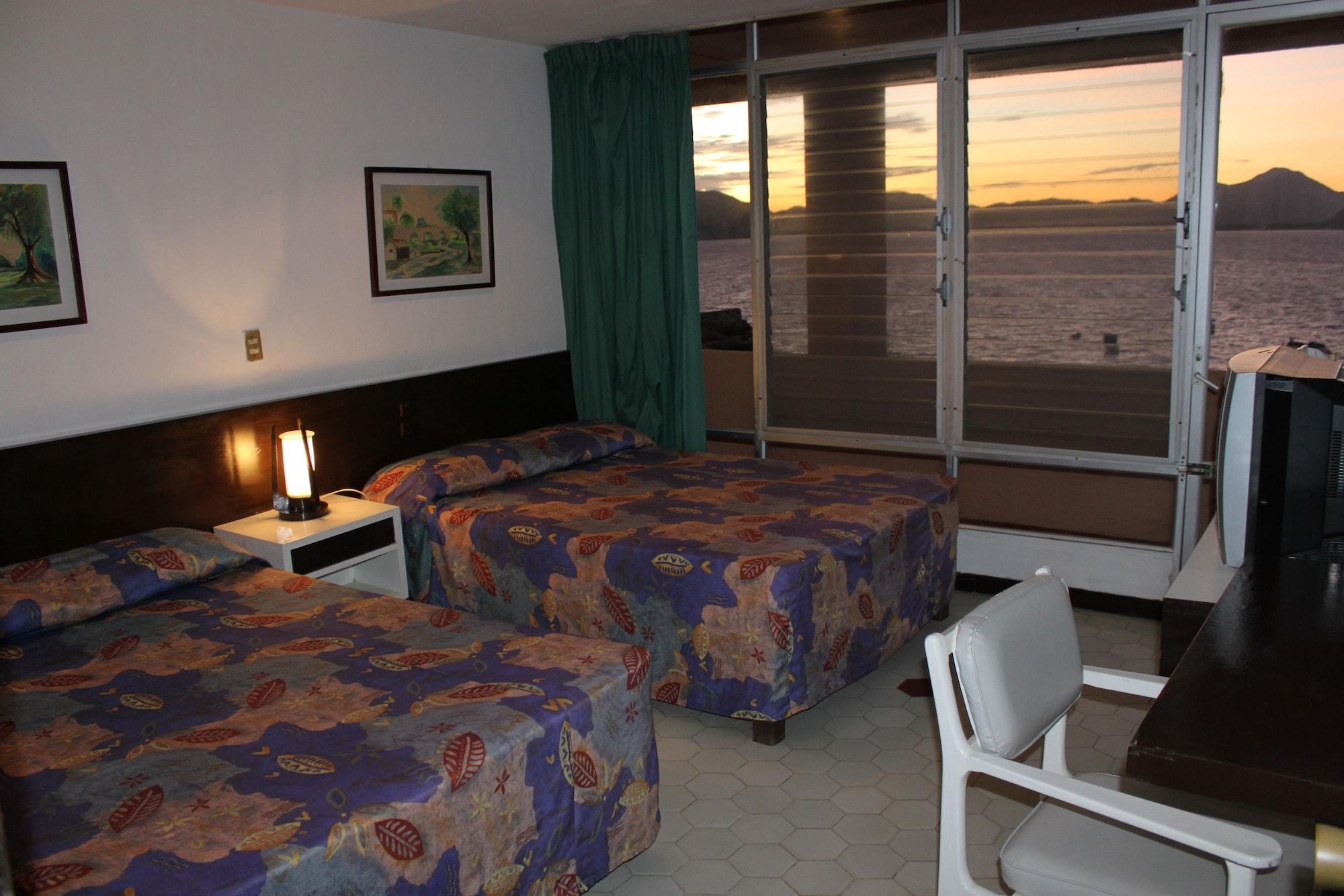 Hotel Playa De Santiago à Manzanillo Extérieur photo